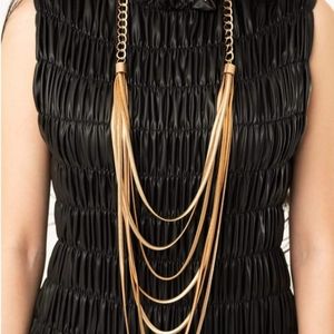 3 pc  COMMANDING necklace set